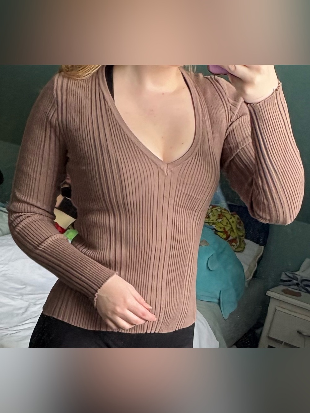 Forever 21 Ribbed V-Neck Sweater in Brown